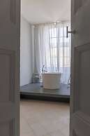 Spacious & Luxury 3BR Central Apartment