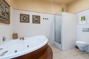 Ca Na Missa 10 - Villa With Private Pool In Llubi