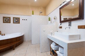 Ca Na Missa 10 - Villa With Private Pool In Llubi