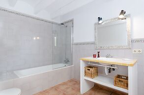 - House In