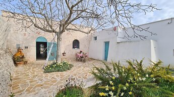 Trulli-style Chalet Near Forest Walks