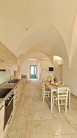 Trulli-style Chalet Near Forest Walks