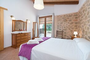 Sa Plana - Villa With Private Pool