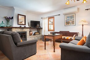 Es Cocons - Villa With Private Pool In Sineu