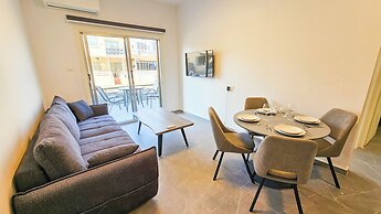 La Magenta Apartments