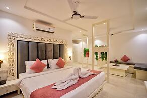Raya Resorts