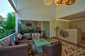 Raya Resorts