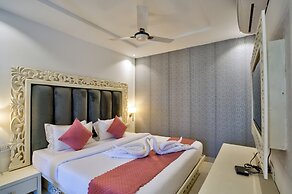 Raya Resorts