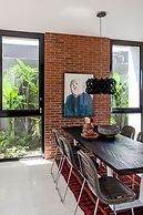 Villa Pakuk by Alfred in Bali
