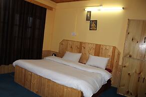 Apple Field House - Hotel in Old Manali
