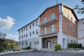 Hotel Pakeleku