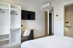 Hotel Pakeleku