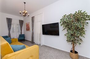 Apartment Lapis