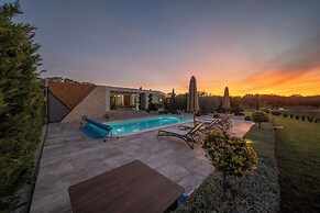 Villa Royal Green Four