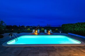 Villa Royal Green One