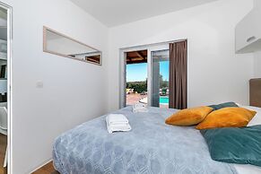 Villa Almond