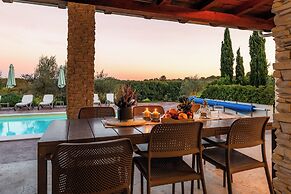 Villa Almond