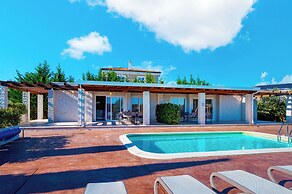 Villa Almond