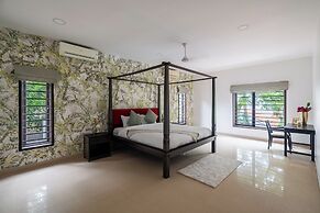 Truliv Villa Seraya