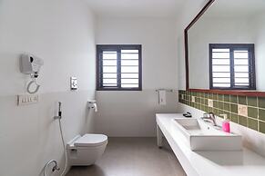 Truliv Villa Seraya