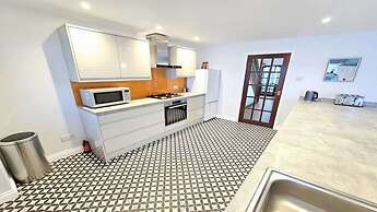 Rockham Bay View - Sleeps 6 Mortehoe