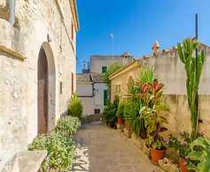 Charming Village Home & Pool
