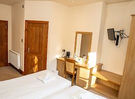 The George Hotel