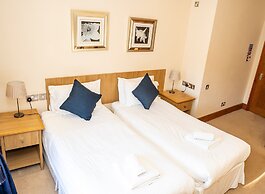 The George Hotel