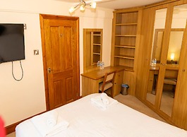 The George Hotel