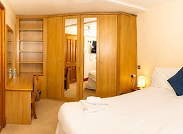 The George Hotel