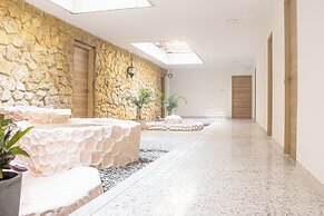 Gardin home
