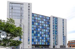 Student Only Byrom Point