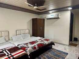 Taj Castle Homestay