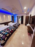 Taj Castle Homestay