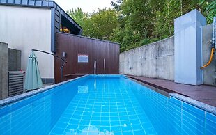Ulsan Byeoldam Eunchae Pool Villa