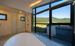 Ulsan Byeoldam Eunchae Pool Villa
