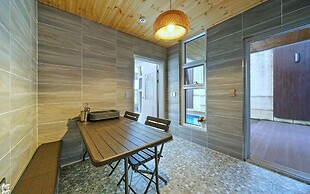Ulsan Byeoldam Eunchae Pool Villa