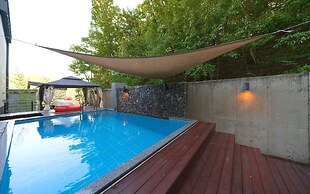 Ulsan Byeoldam Eunchae Pool Villa