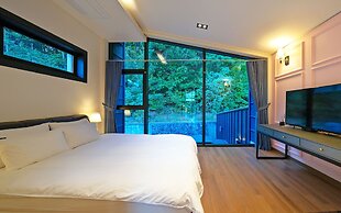 Ulsan Byeoldam Eunchae Pool Villa