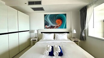 A26 - 2 Bdr Condo, Stunning Sea View, Karon Beach