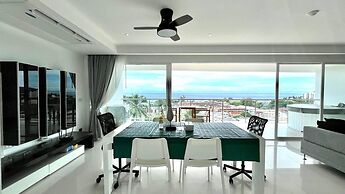 A26 - 2 Bdr Condo, Stunning Sea View, Karon Beach