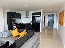 A26 - 2 Bdr Condo, Stunning Sea View, Karon Beach
