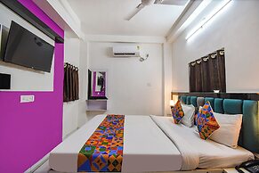 Hotel Green Leaf