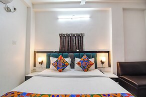Hotel Green Leaf