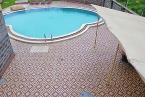 Sakinas Luxury Suites