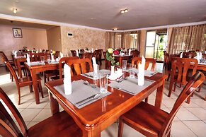 Sakinas Luxury Suites