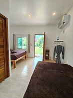 GJ TOUR and HOME STAY