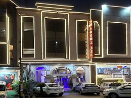 Hotel Lotus Arc