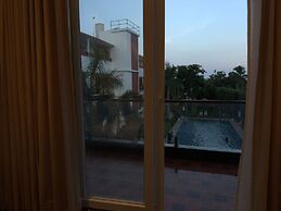 Madras Chronicle Bay Resort & Spa