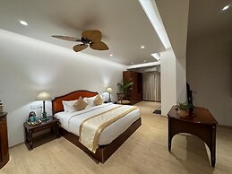 Madras Chronicle Bay Resort & Spa